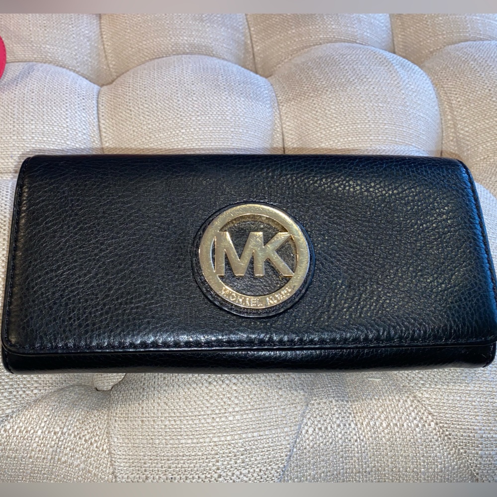 Michael Kors Fulton Black Flap Continental Wallet Gold Tone Logo